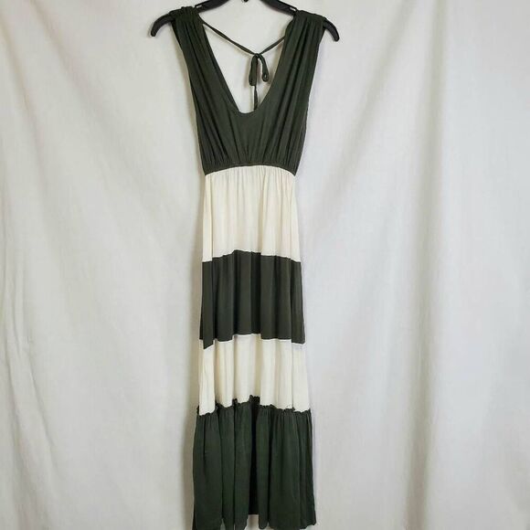 Boho Tiered Maxi Dress Green White Sleeveless V-Neck Empire Waist Size M - Picture 2 of 4